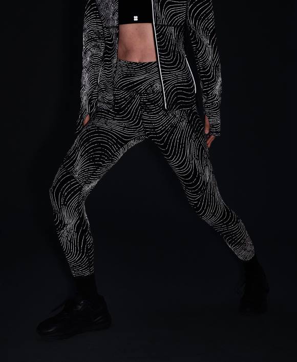 ropa estampado iluminado reflectante negro T28T666 leggings deportivos 7/8 reflectantes mujer Sweaty Betty