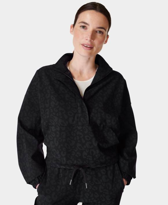 ropa estampado de leopardo en tono negro T28T566 capa intermedia explorer con media cremallera mujer Sweaty Betty